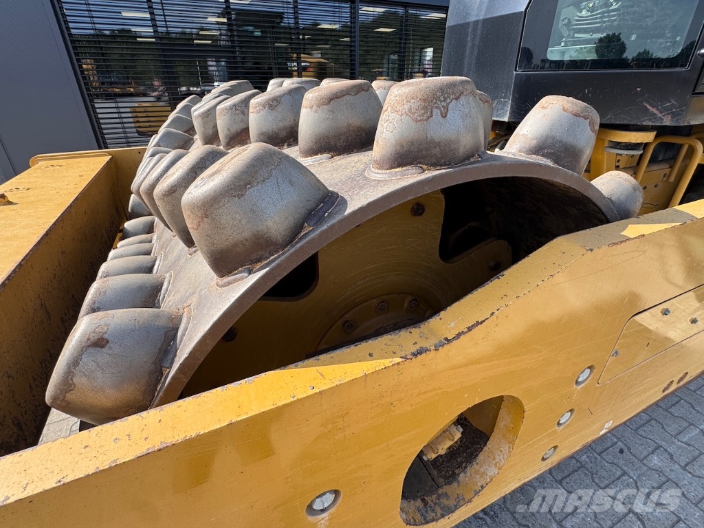 CAT CP68B Erdbauwalzen