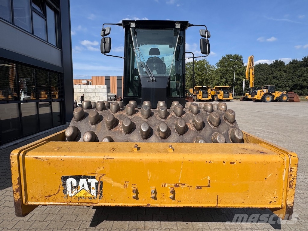 CAT CP68B Erdbauwalzen