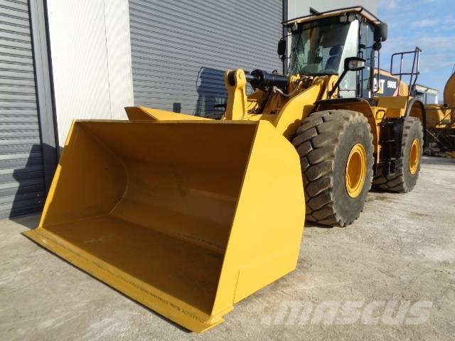 CAT 966 K لوادر بعجل