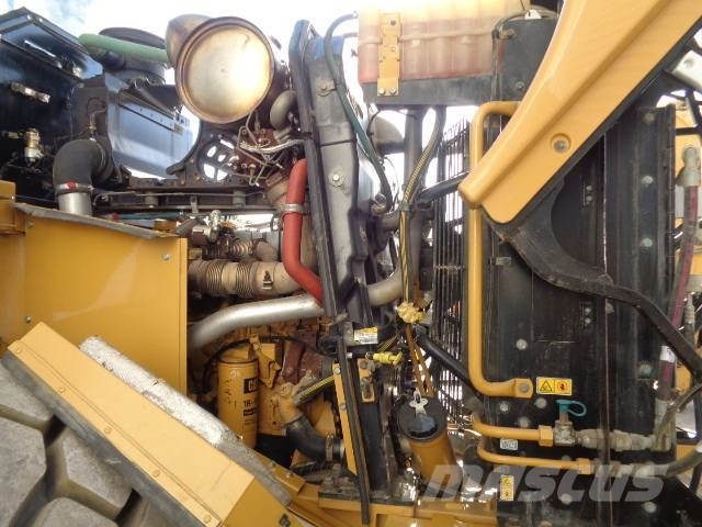 CAT 966 K لوادر بعجل