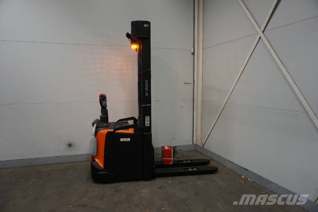 Toyota SPE160L Meeloop stapelaar