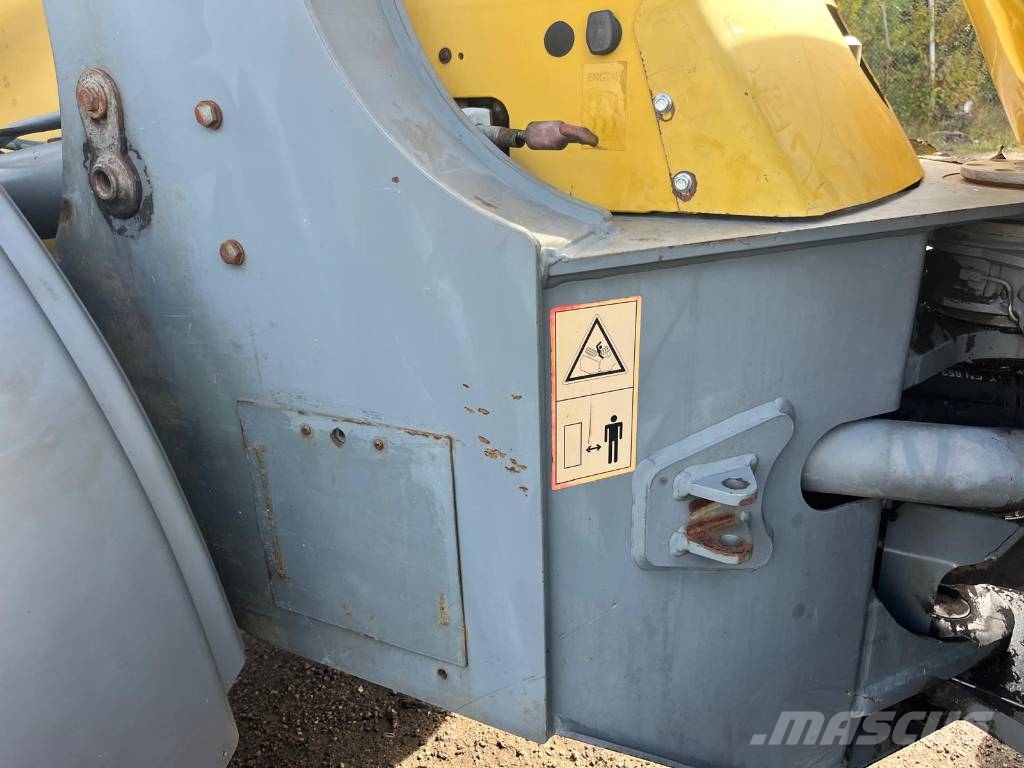 Lännen 8600 E Grävlastare