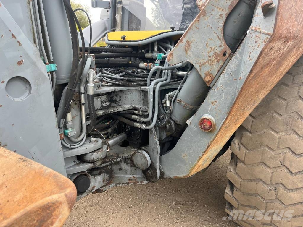 Lännen 8600 E Grävlastare