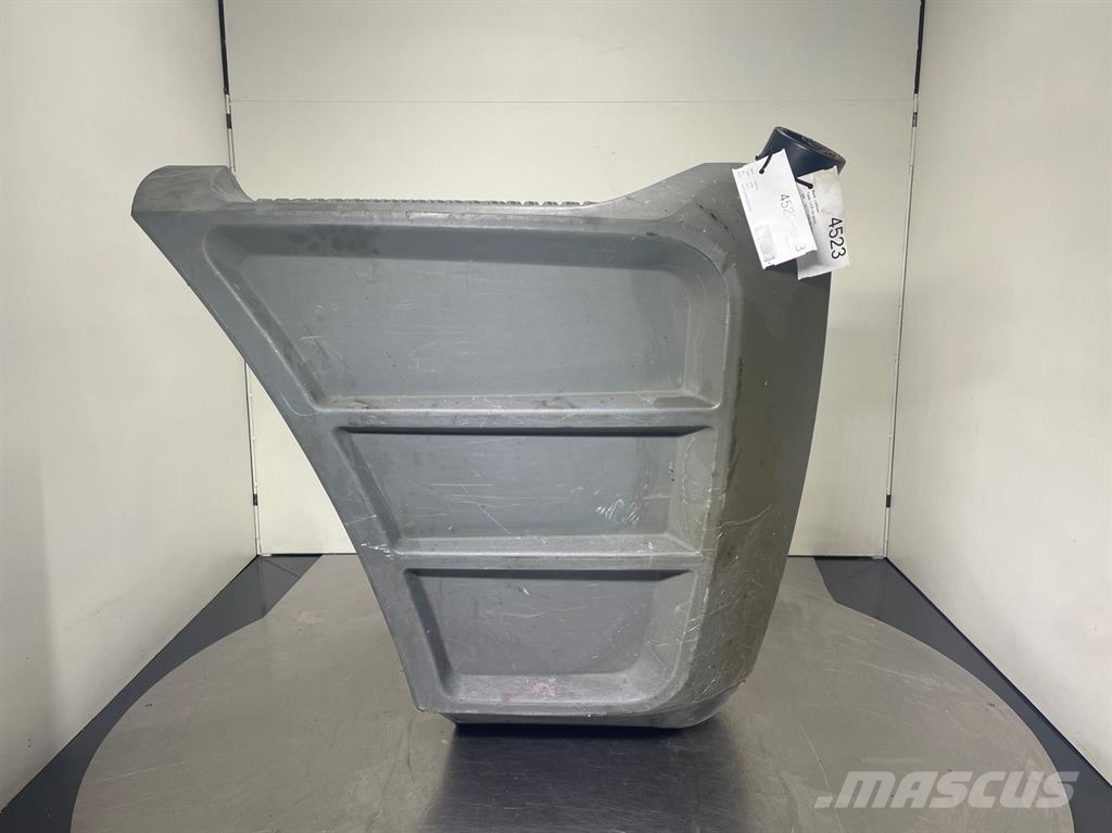 Liebherr L538-93011568-Fuel tank/Kraftstofftank Chassis