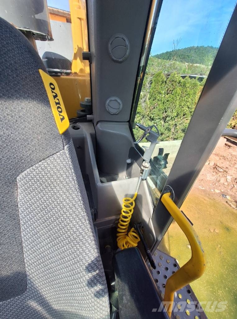 Volvo EC380ENL Rupsgraafmachines