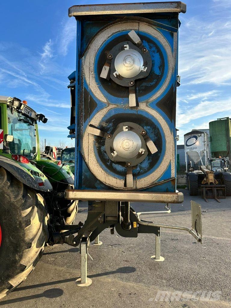 Gyrax ROBERT 2400 Krossar