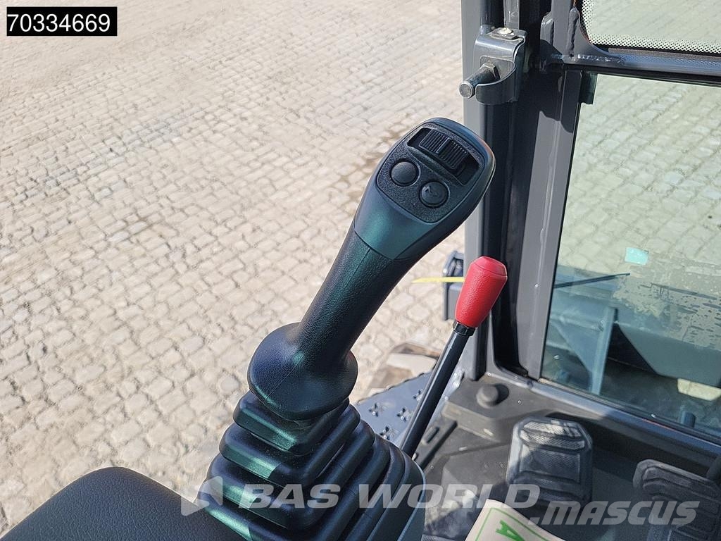 Develon DX55 R-7 A/C Mini bagri <7t