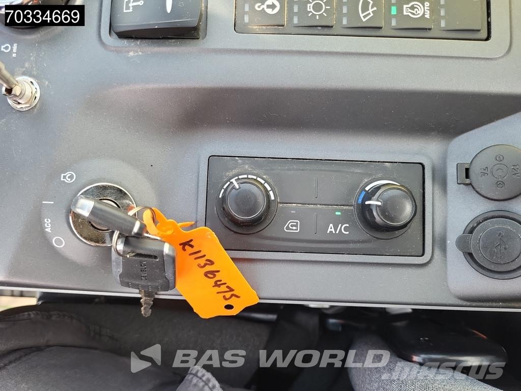 Develon DX55 R-7 A/C Mini bagri <7t