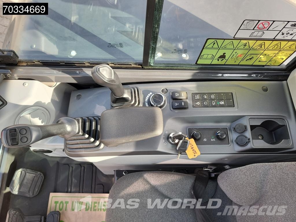 Develon DX55 R-7 A/C Mini bagri <7t