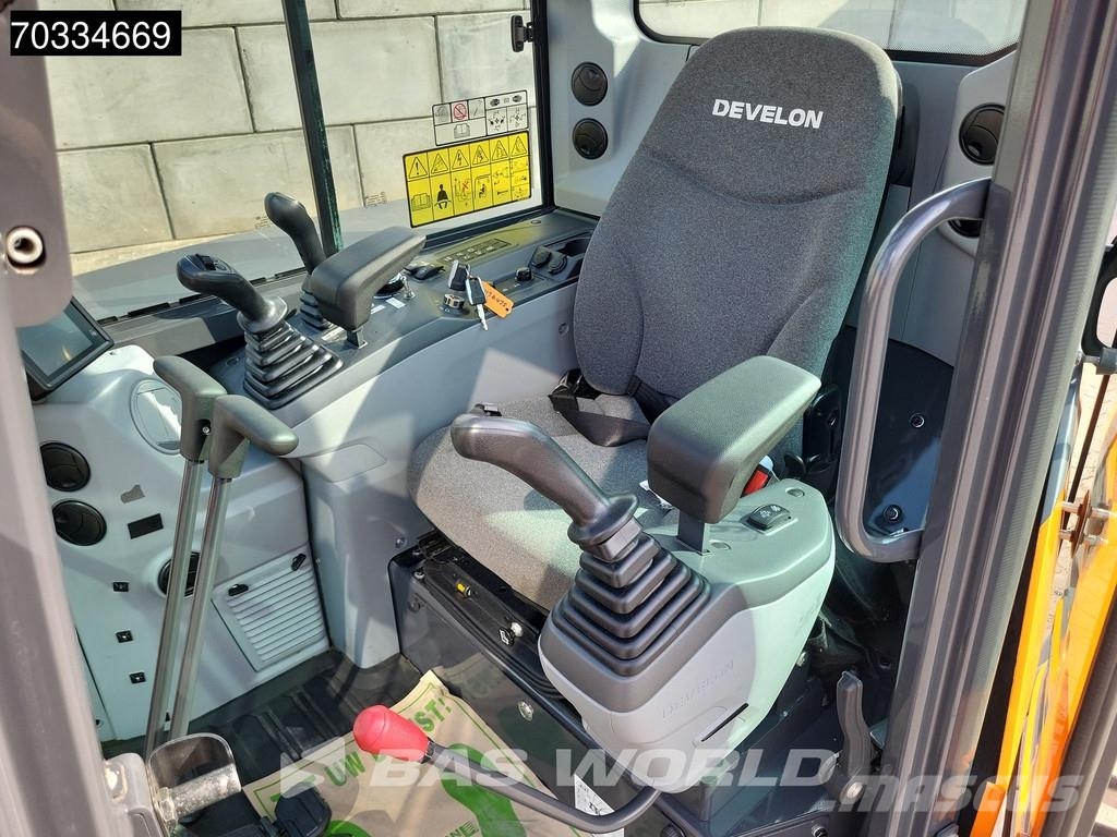 Develon DX55 R-7 A/C Mini bagri <7t