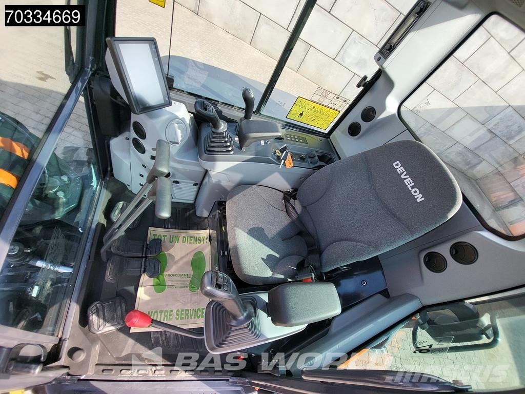 Develon DX55 R-7 A/C Mini bagri <7t