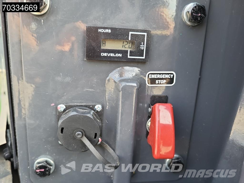 Develon DX55 R-7 A/C Mini bagri <7t