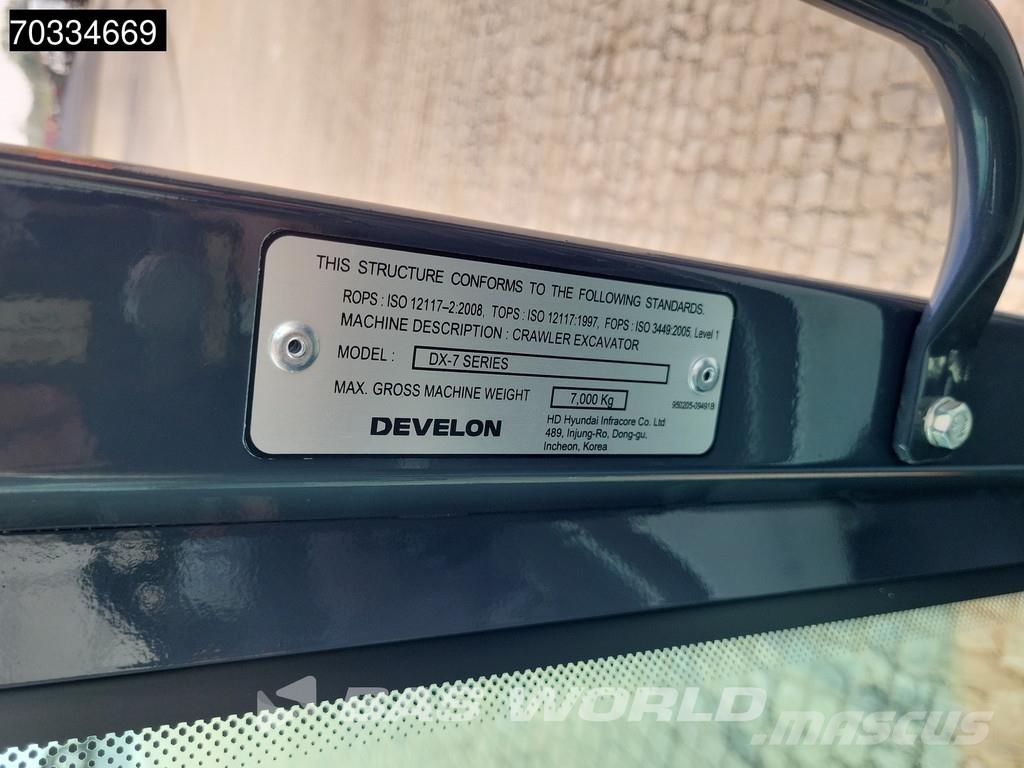 Develon DX55 R-7 A/C Mini bagri <7t