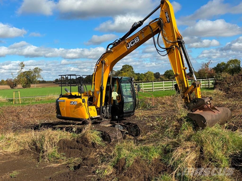 JCB JS 131 LC Raupenbagger