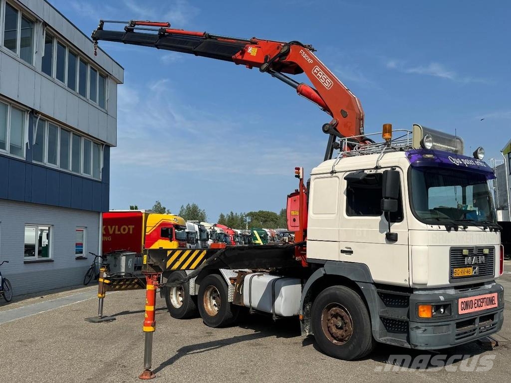 MAN 28.403 6X4 EURO 2 - FASSI F520XP + REMOTE CONTROL Cavalos mecânicos