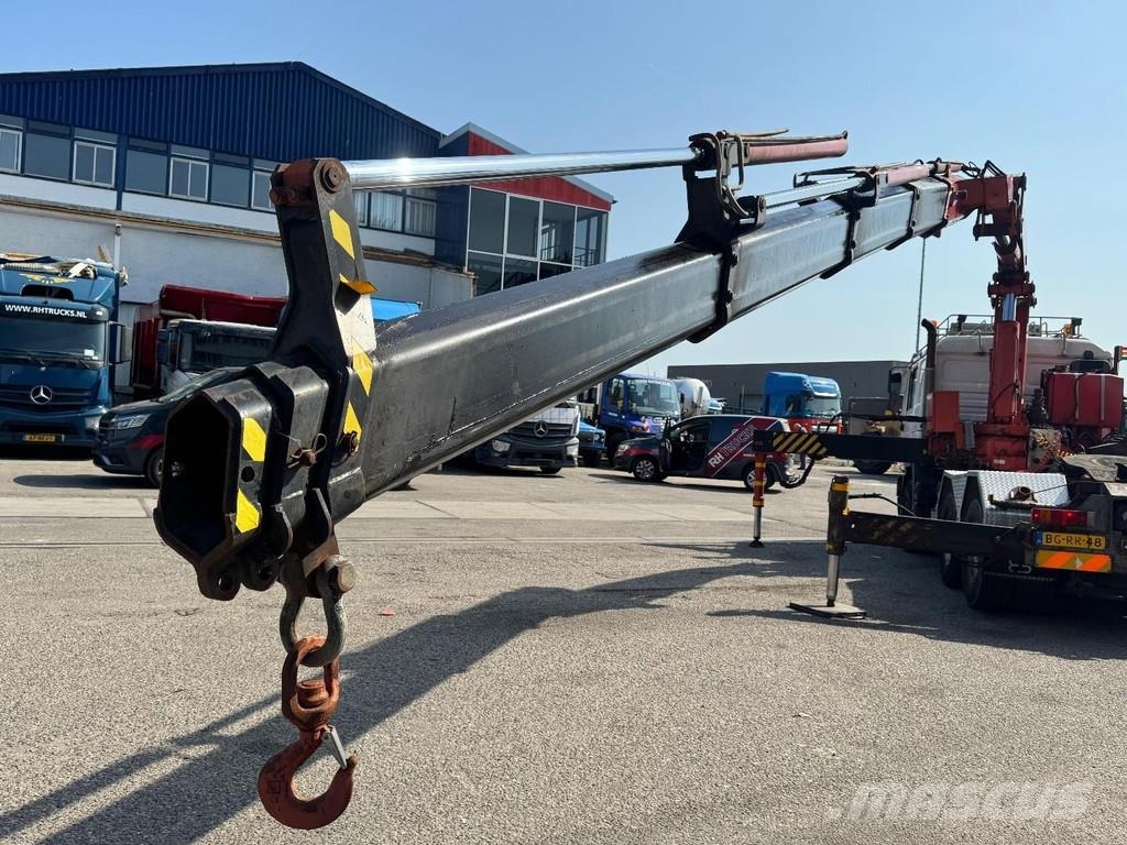 MAN 28.403 6X4 EURO 2 - FASSI F520XP + REMOTE CONTROL Cavalos mecânicos