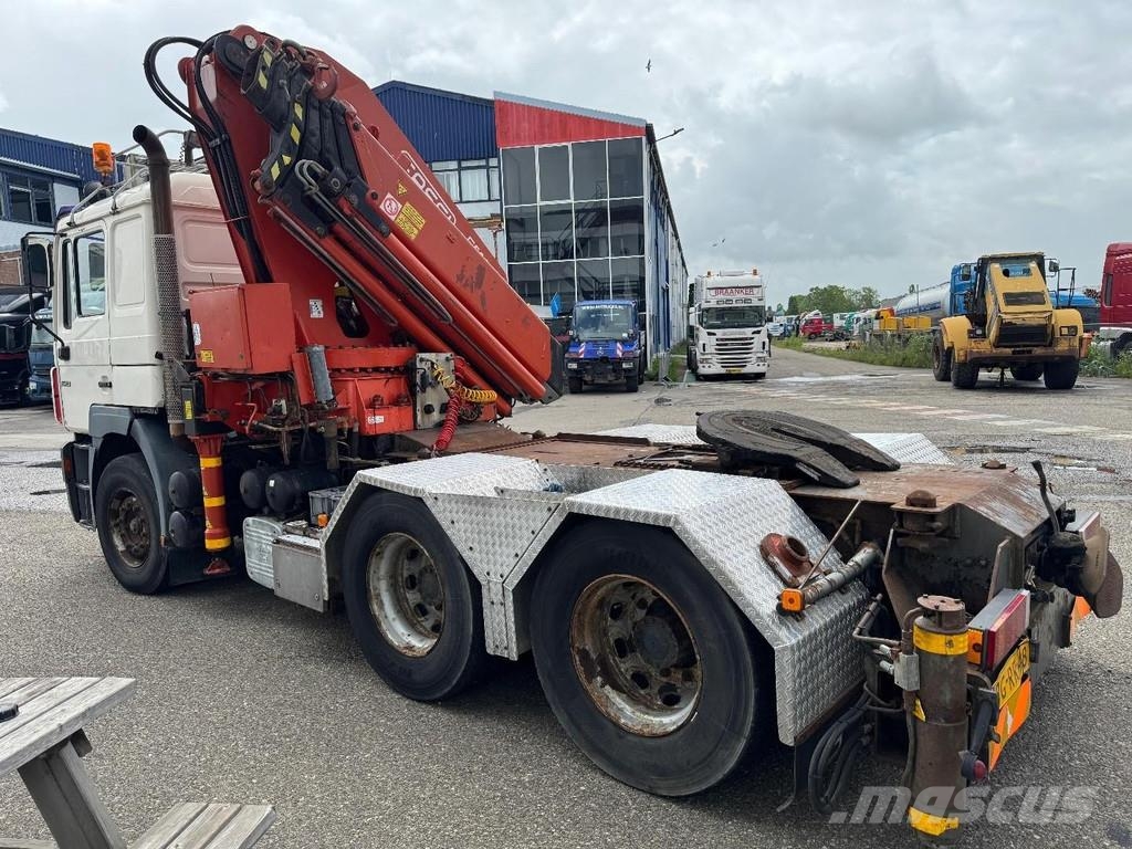MAN 28.403 6X4 EURO 2 - FASSI F520XP + REMOTE CONTROL Cavalos mecânicos