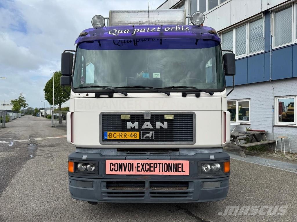 MAN 28.403 6X4 EURO 2 - FASSI F520XP + REMOTE CONTROL Cavalos mecânicos