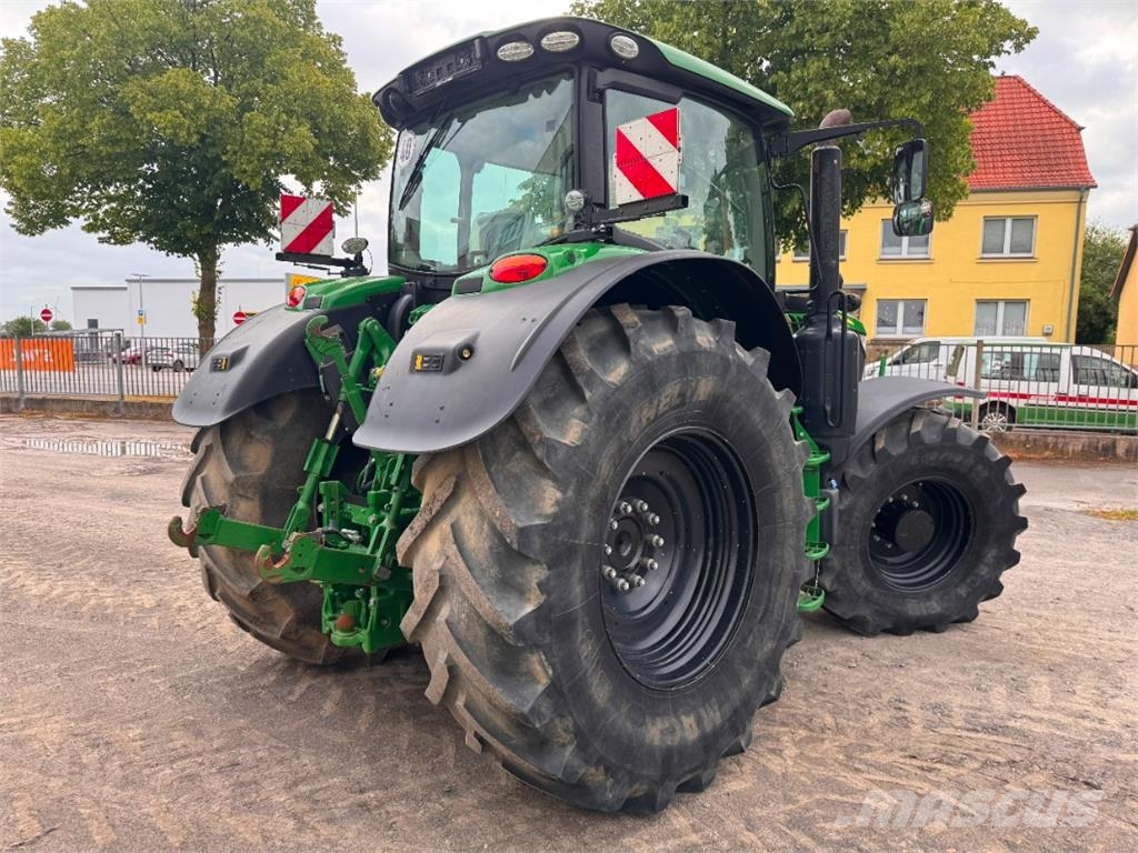 John Deere 6175R Traktoren