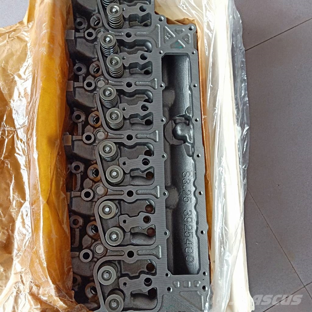 Cummins 6bt5.9 Cylinder Head Assy 3966454 3925400 3967431 Motorer