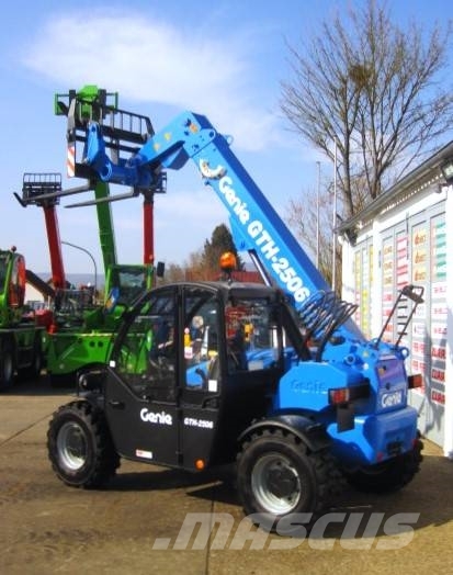 Terex Genie TEREX GTH 2506 II 4x4x4 6m/2.5t VORFÜHRM. Teleskopiniai krautuvai
