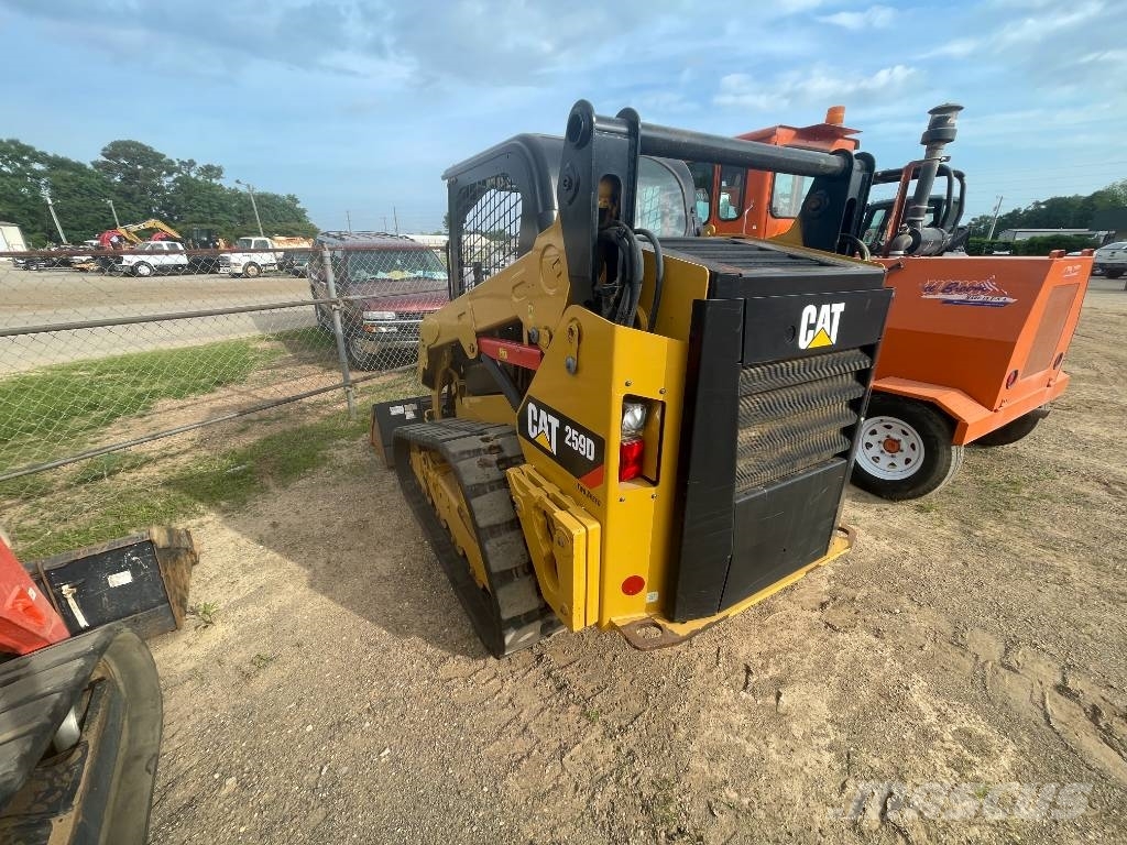 CAT 259 D لوادر انزلاقية التوجيه