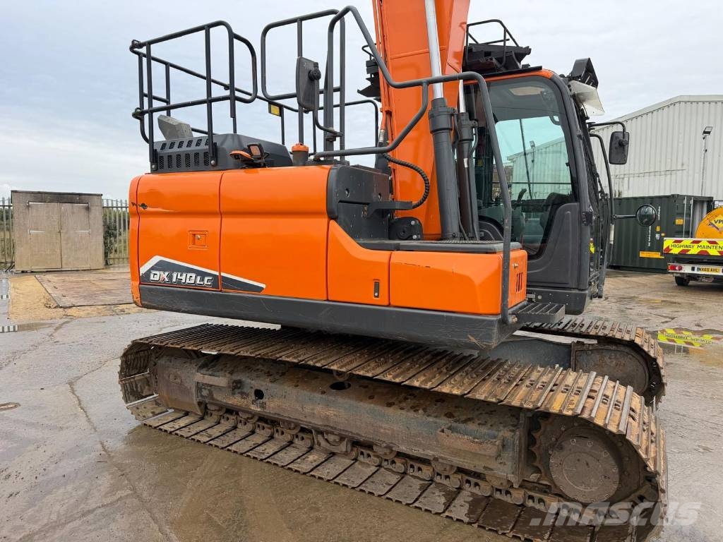 Doosan DX 140 LC Escavatori cingolati
