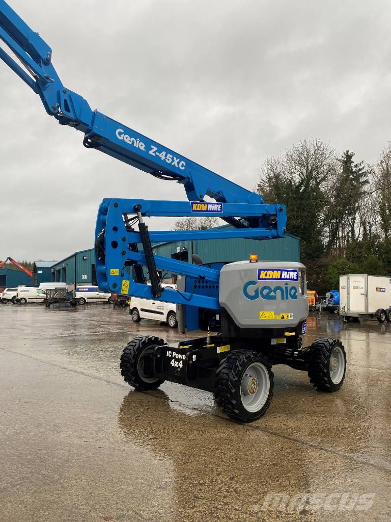 Genie Z 45 Plataformas elevatórias articuladas