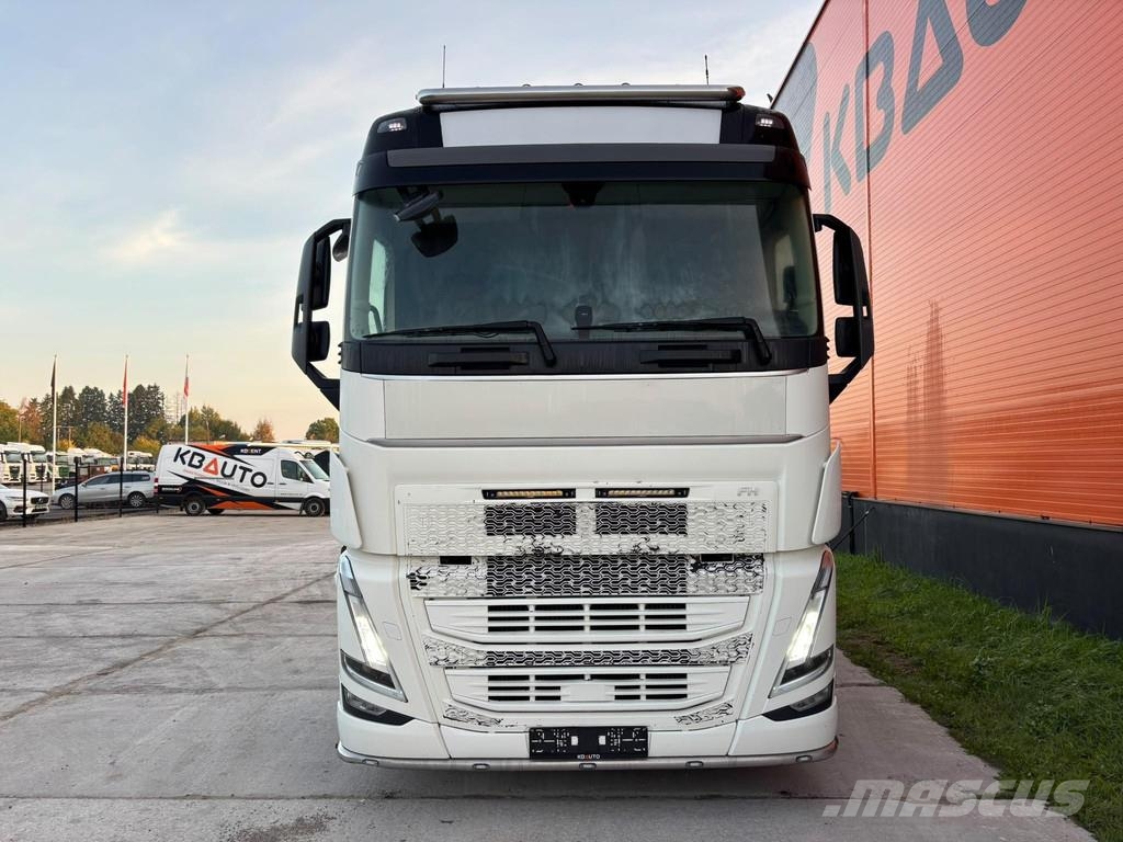 Volvo FH500 6x4 TANDEM LIFT / 75T GCW Tegljači