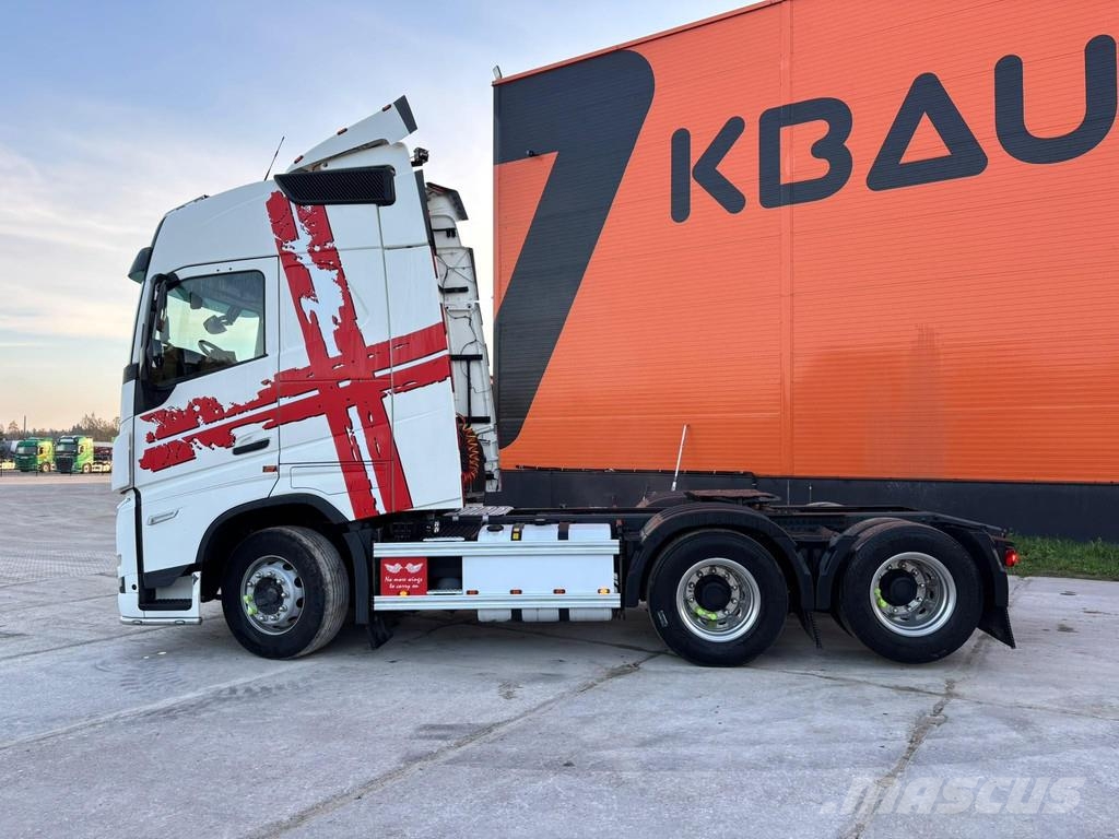 Volvo FH500 6x4 TANDEM LIFT / 75T GCW Tegljači