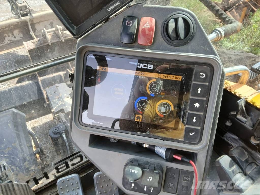 JCB Hydradig حفارات بعجل