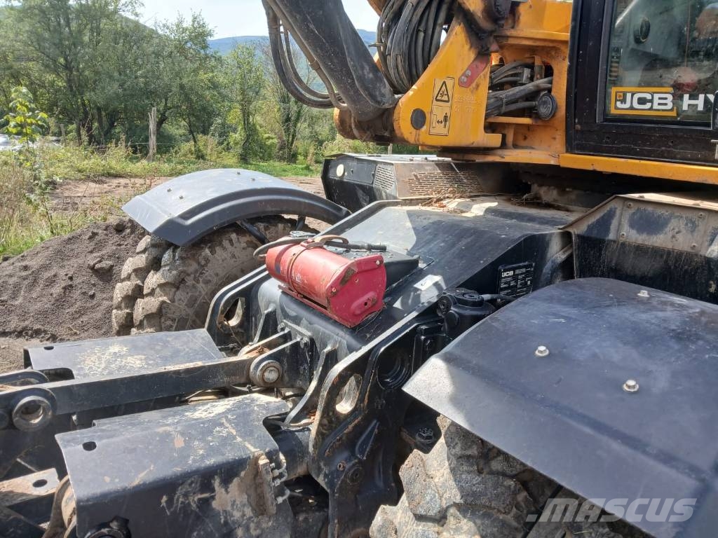 JCB Hydradig حفارات بعجل