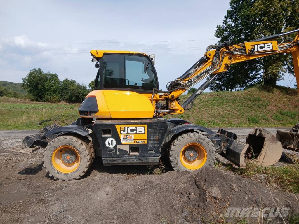 JCB Hydradig حفارات بعجل