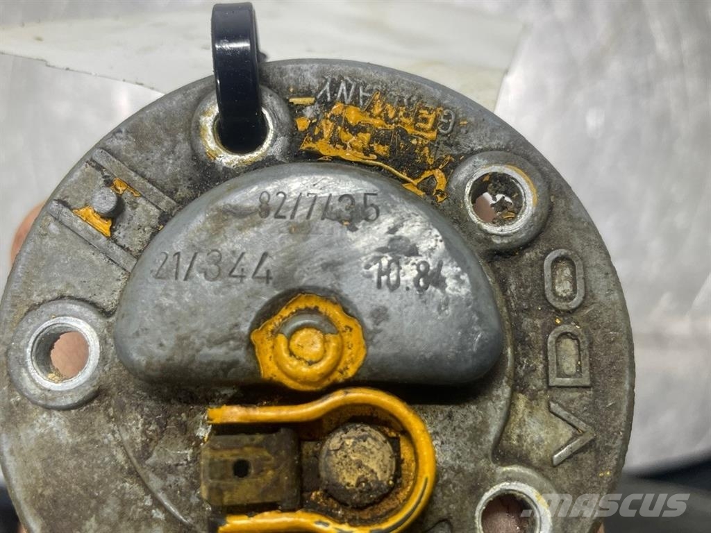 Ahlmann AL6 - Fuel indicator/Tankschwimmer/Tankvlotter Podvozky a zavěšení kol