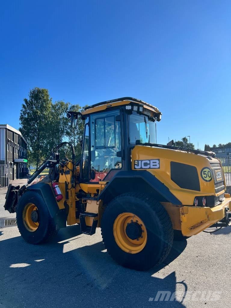 JCB 413 K T4F Pale gommate