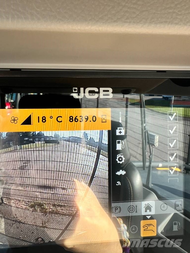 JCB 413 K T4F Pale gommate