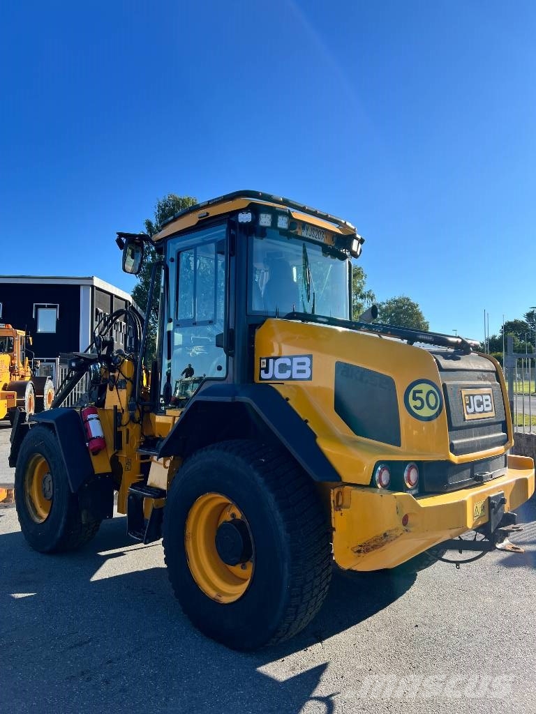 JCB 413 K T4F Pale gommate