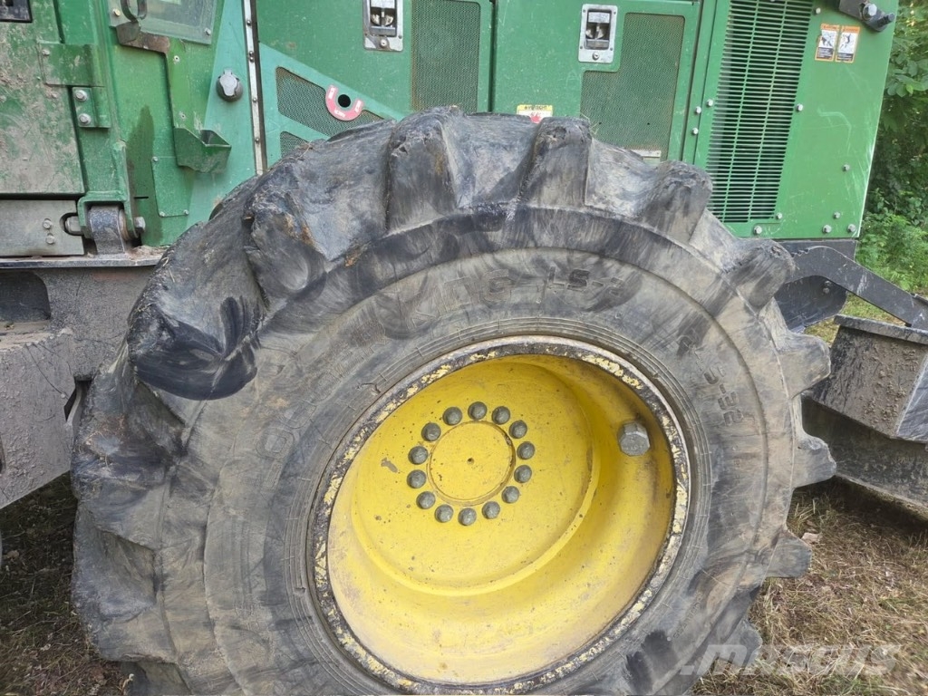 John Deere 540 H Трельовочні трактора