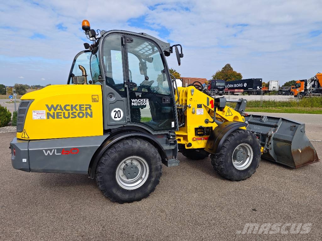 Wacker Neuson WL 60 Kolesové nakladače