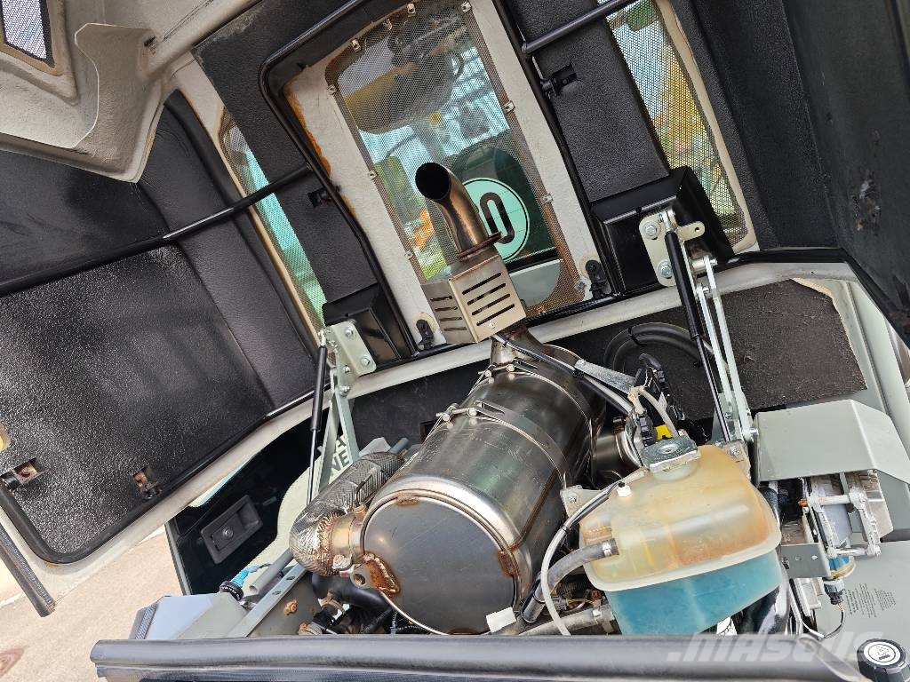 Wacker Neuson WL 60 Kolesové nakladače