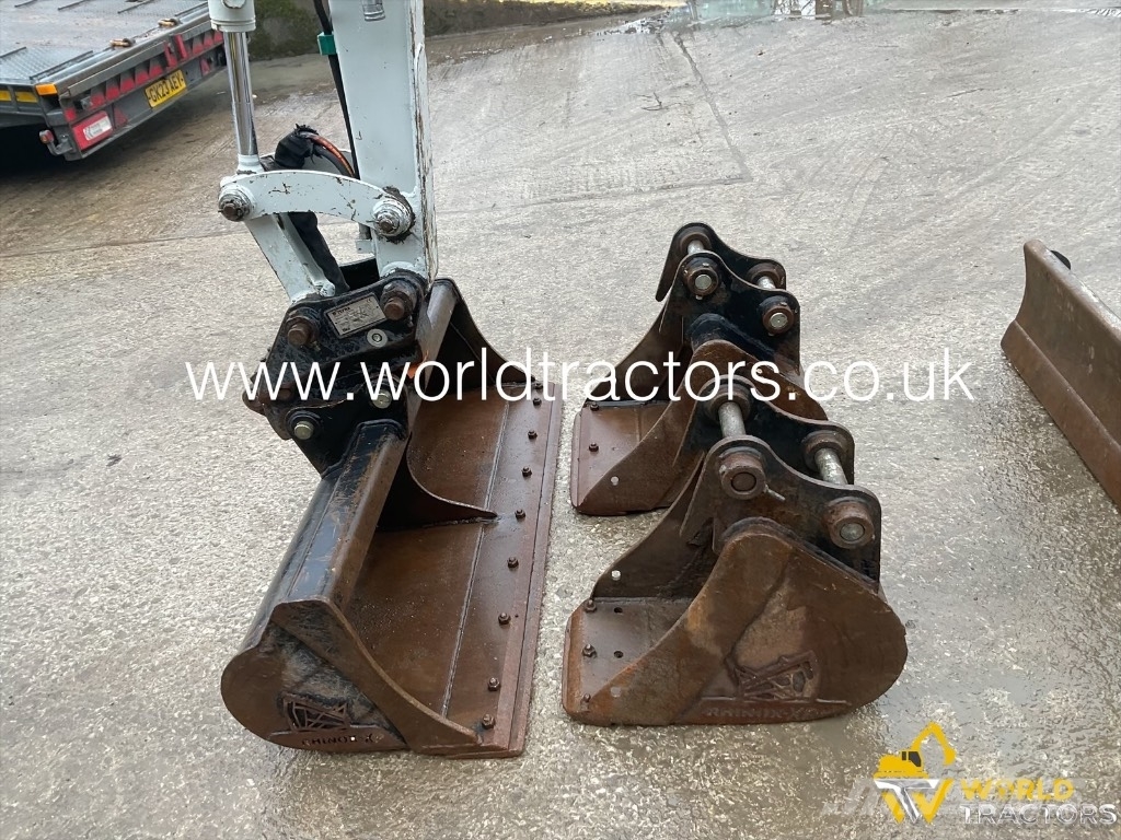 Takeuchi TB 325 R Mini excavators < 7t (Mini diggers)