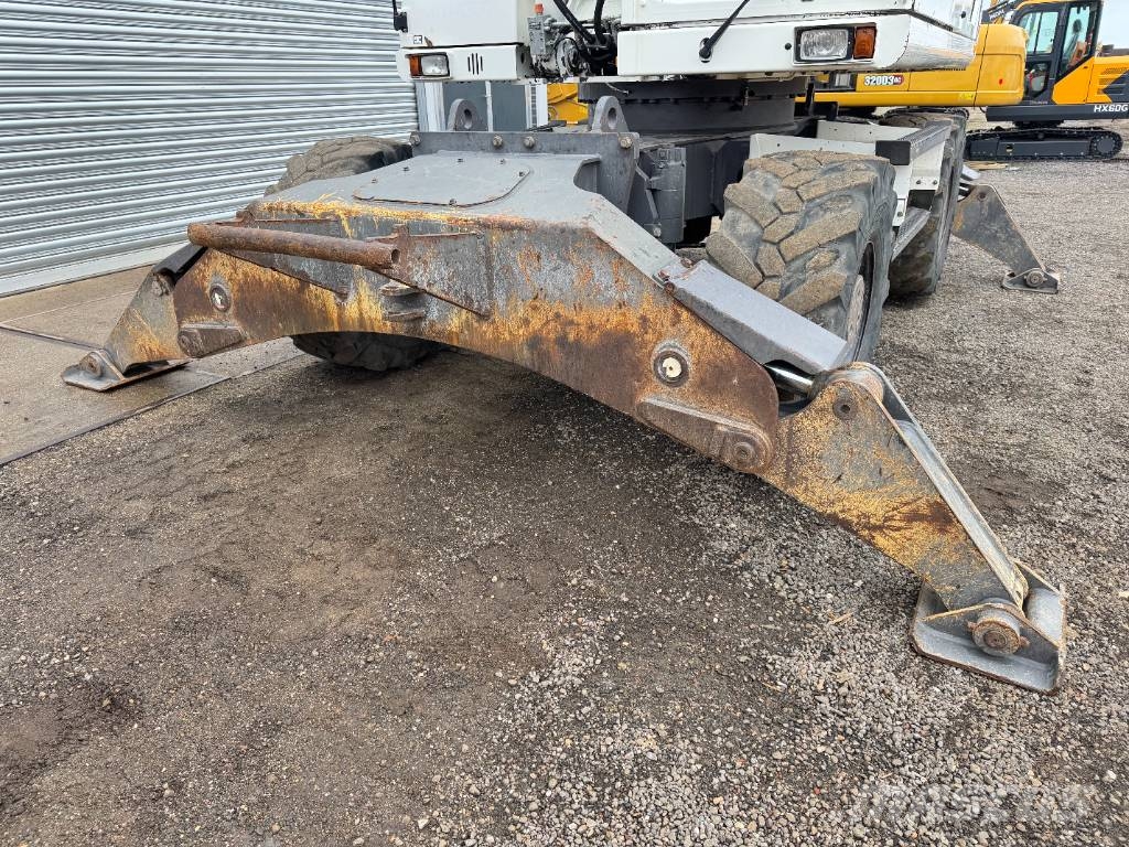 Volvo EW160D - 3 Buckets + 1 Grappler! / Triple Boom Mobilbagger