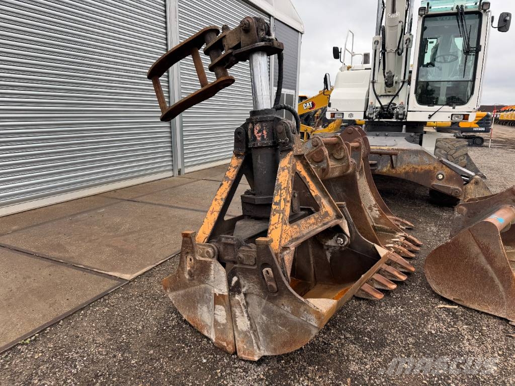 Volvo EW160D - 3 Buckets + 1 Grappler! / Triple Boom Mobilbagger