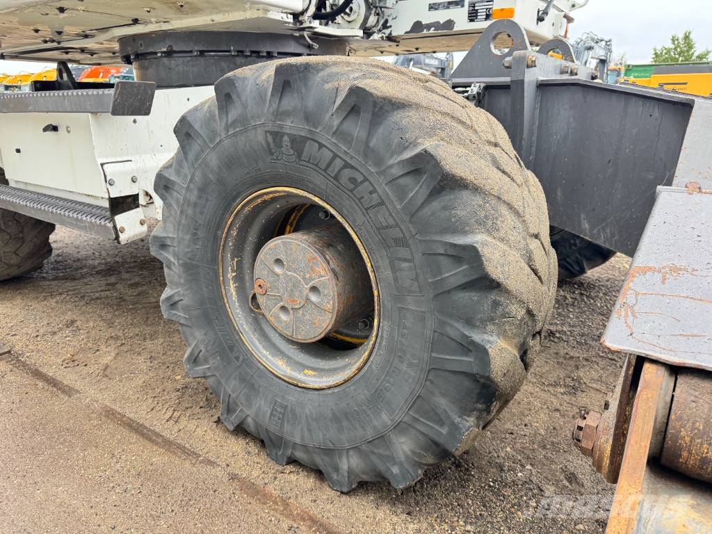 Volvo EW160D - 3 Buckets + 1 Grappler! / Triple Boom Mobilbagger