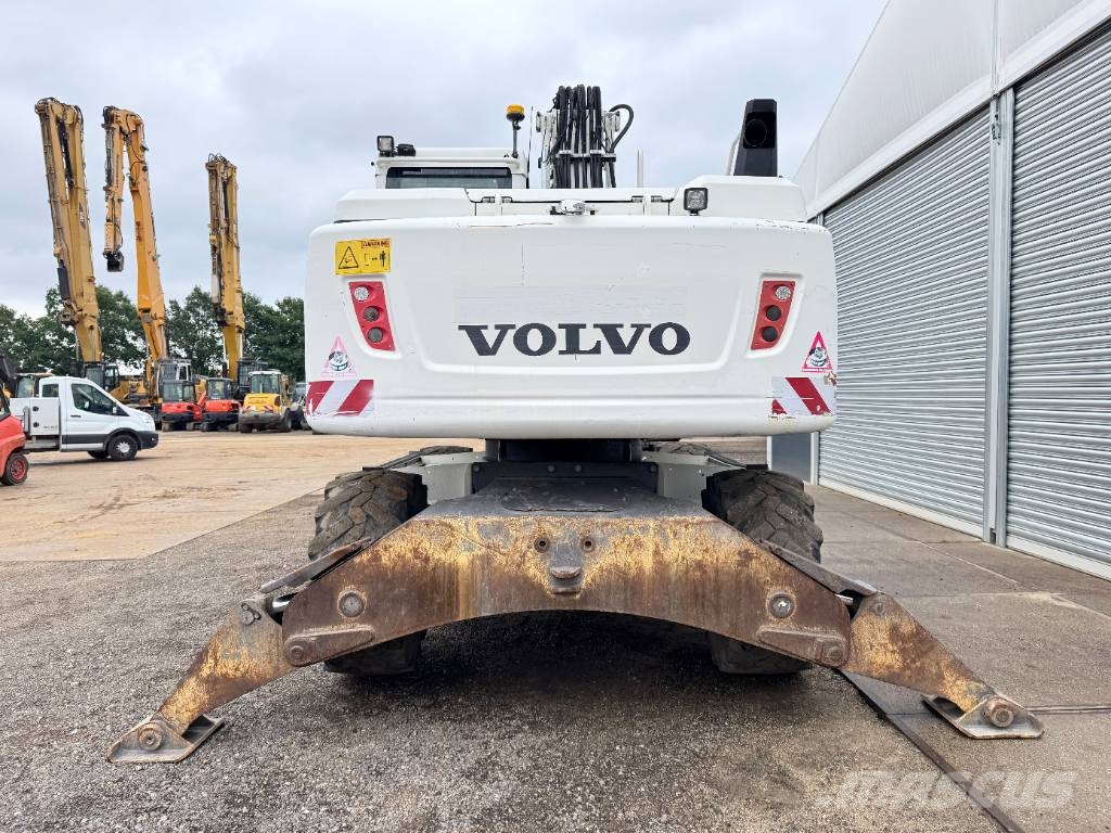 Volvo EW160D - 3 Buckets + 1 Grappler! / Triple Boom Mobilbagger