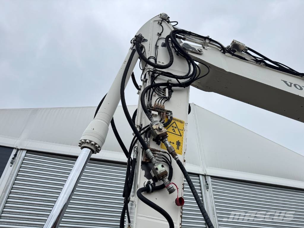 Volvo EW160D - 3 Buckets + 1 Grappler! / Triple Boom Mobilbagger