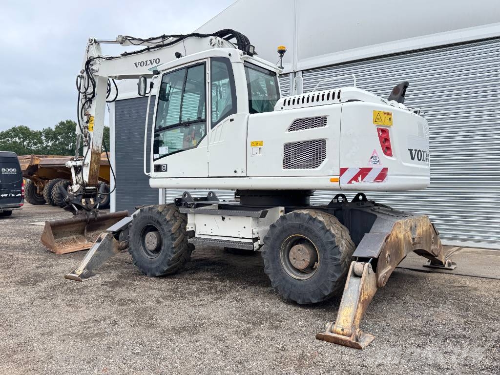 Volvo EW160D - 3 Buckets + 1 Grappler! / Triple Boom Mobilbagger