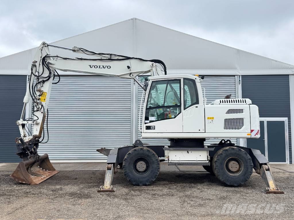 Volvo EW160D - 3 Buckets + 1 Grappler! / Triple Boom Mobilbagger