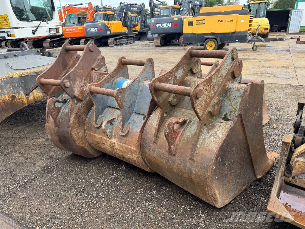 Volvo EW160D - 3 Buckets + 1 Grappler! / Triple Boom Mobilbagger