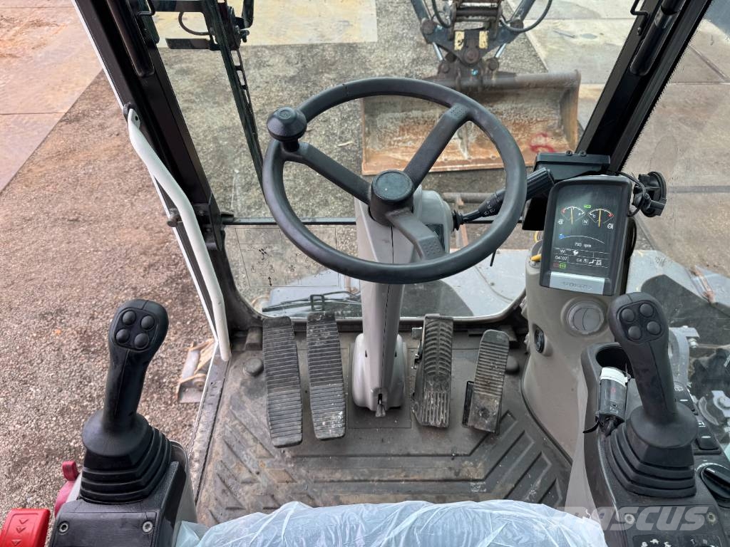 Volvo EW160D - 3 Buckets + 1 Grappler! / Triple Boom Mobilbagger